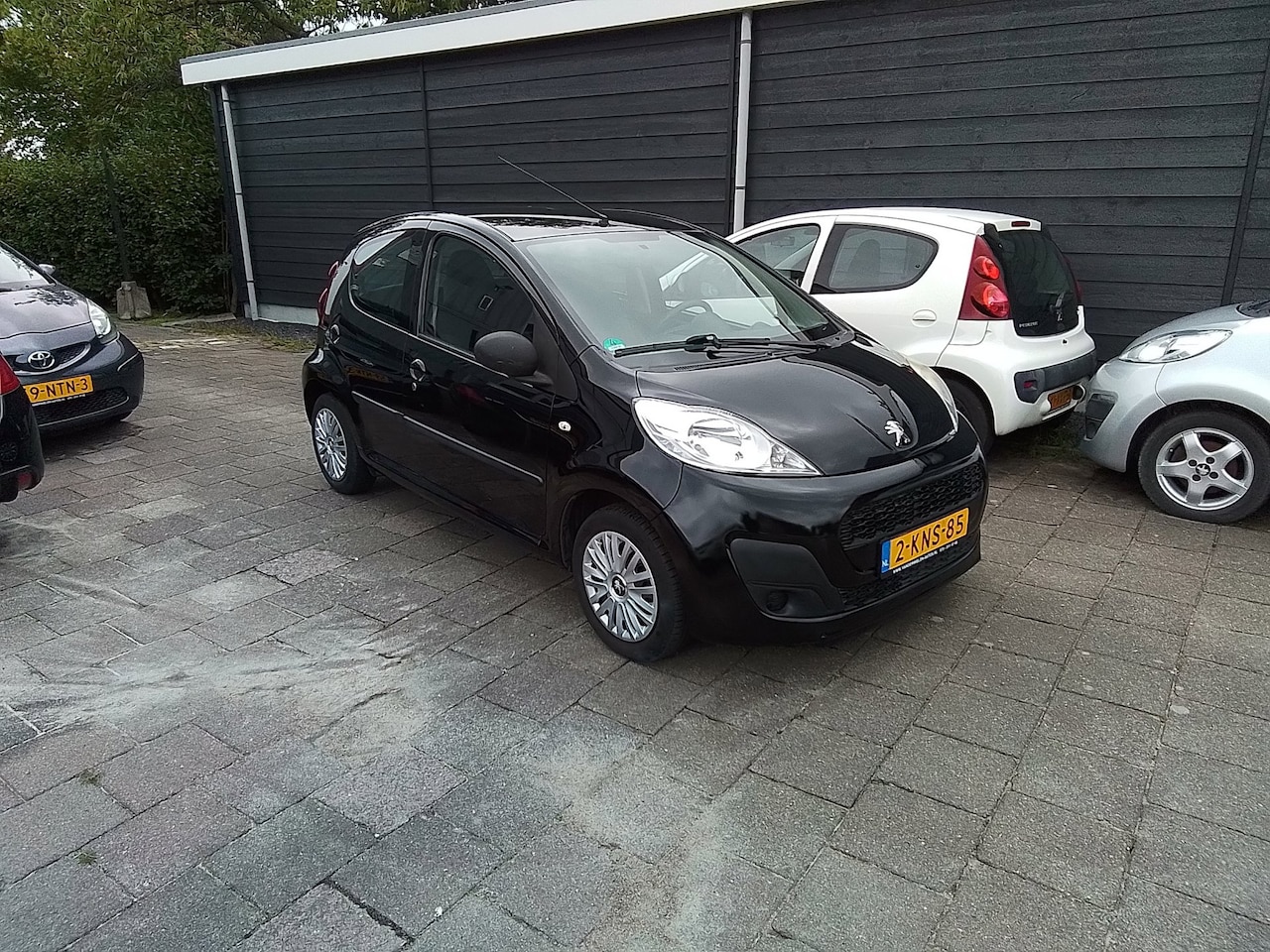 Peugeot 107 - 1.0 Access Accent NL auto 158 000km nap airco NW mod - AutoWereld.nl