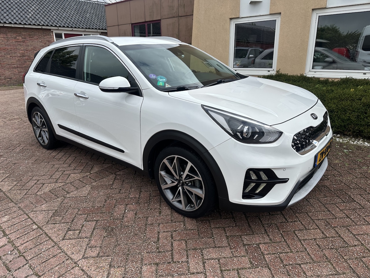 Kia Niro - 1.6 GDi Hybrid DynamicPlusLine NAVI/CC/CAMERA/NW MODEL - AutoWereld.nl