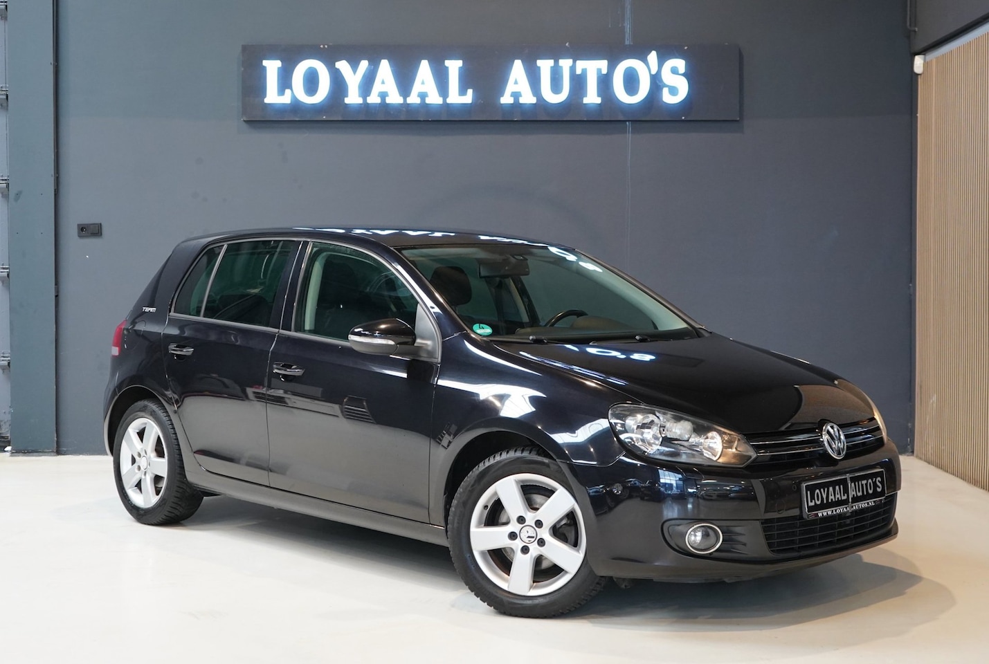 Volkswagen Golf - 1.2 TSI Trendline | STOELVERW. | AIRCO | NAVI | PARK ASSIST | ELEK. RAMEN | APK - AutoWereld.nl