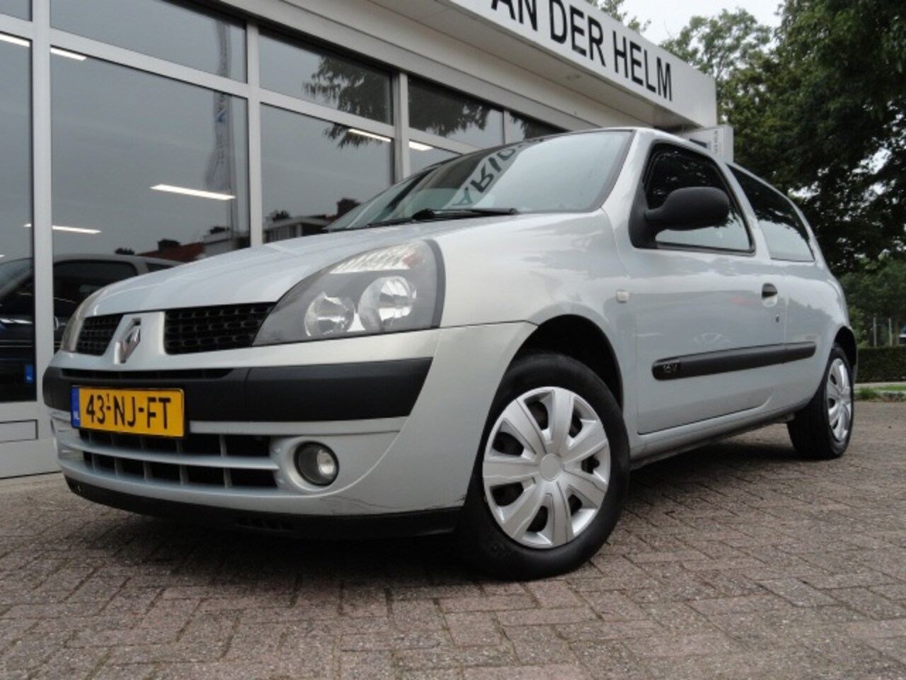 Renault Clio - 1.2-16V Dynamique Airco - AutoWereld.nl