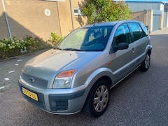 Ford Fusion - 1.4-16V Champion