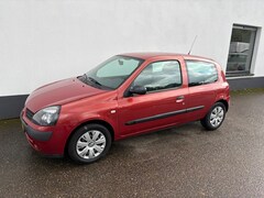 Renault Clio - 1.2-16V, '05, aut., 183000 km trekhaak, nieuwe apk