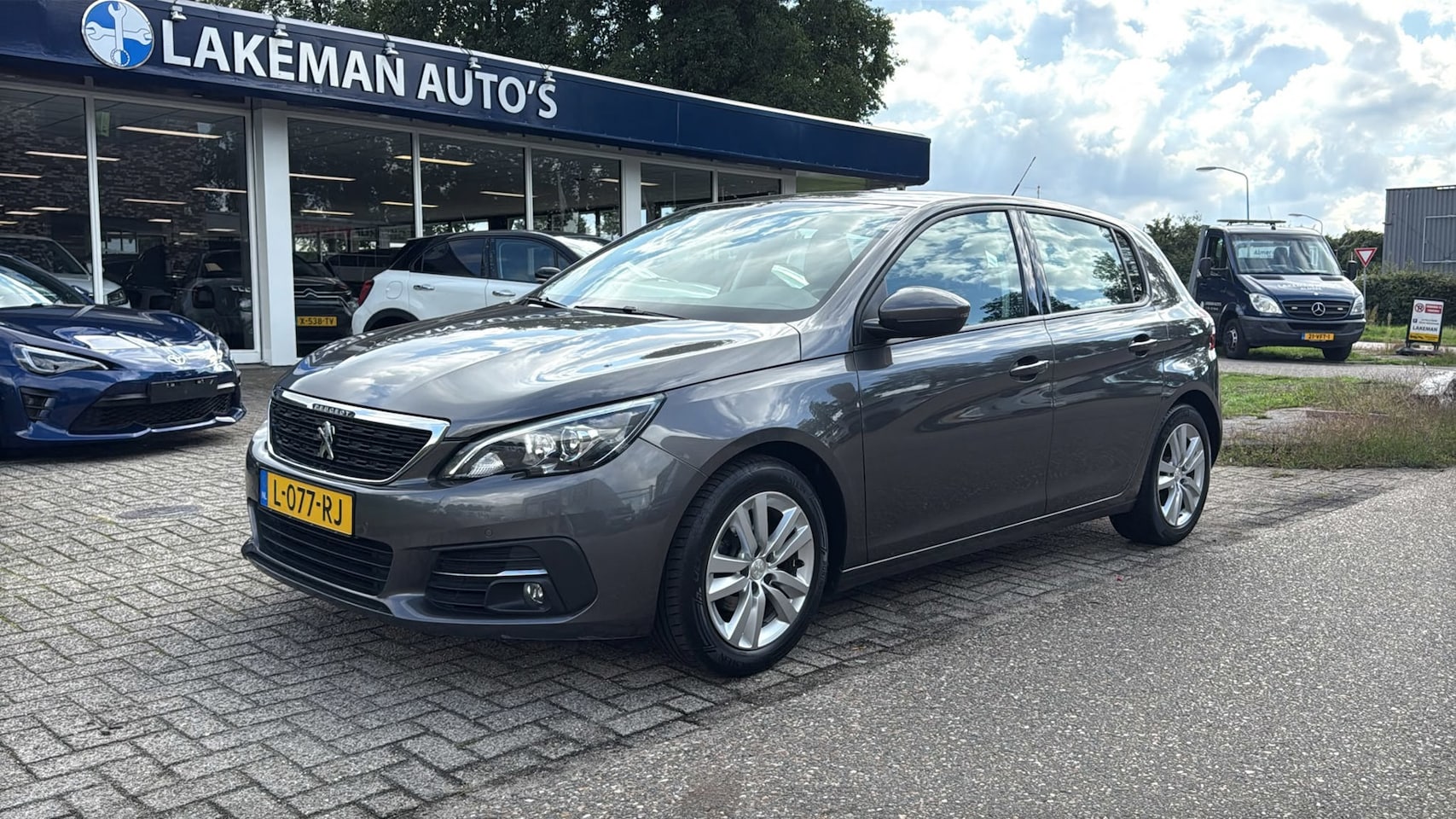 Peugeot 308 - 1.2 Sport Active Greyline Huurkoop Inruil APK Garantie - AutoWereld.nl