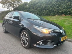 Toyota Auris - 1.8 Hybrid Dynamic - Navi - Camera - 17 inch