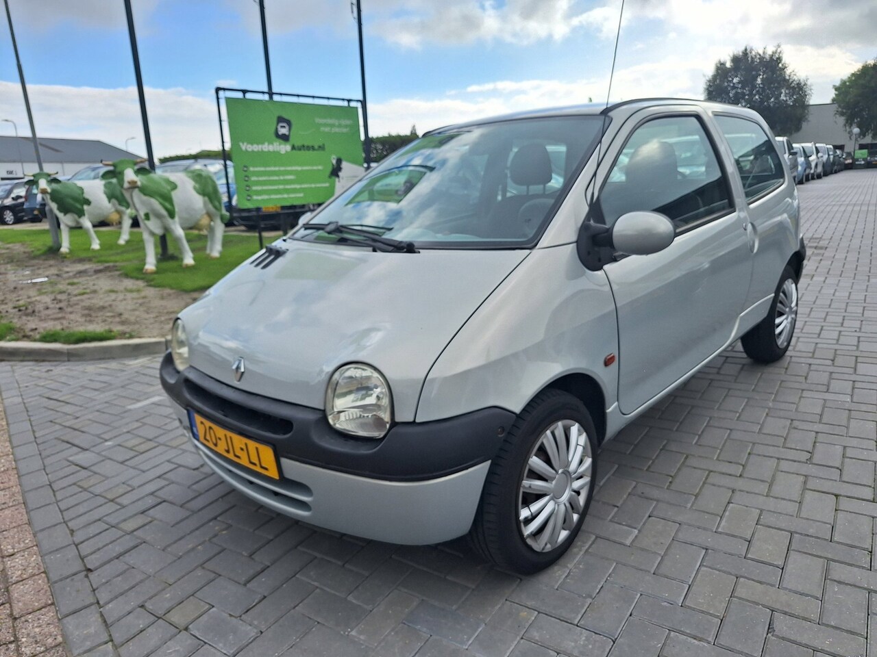 Renault Twingo - 1.2 Epicéa / 128.235 km NAP / APK mei 2027 - AutoWereld.nl
