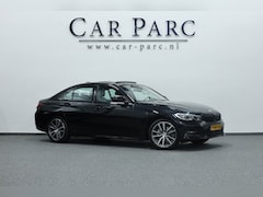 BMW 3-serie - 320i M-Sport LED/VIRTUAL/SFEER/PANORAMADAK/LEDER+S.VERWAMRING/19" LMV/PDC/CRUISE/ECC/12 MN