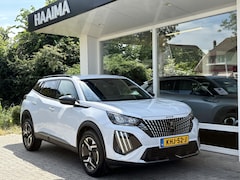 Peugeot 2008 - 1.2T 100pk Allure | DEMO | Facelift model | Parkeersensoren voor + achter | Apple Carplay/