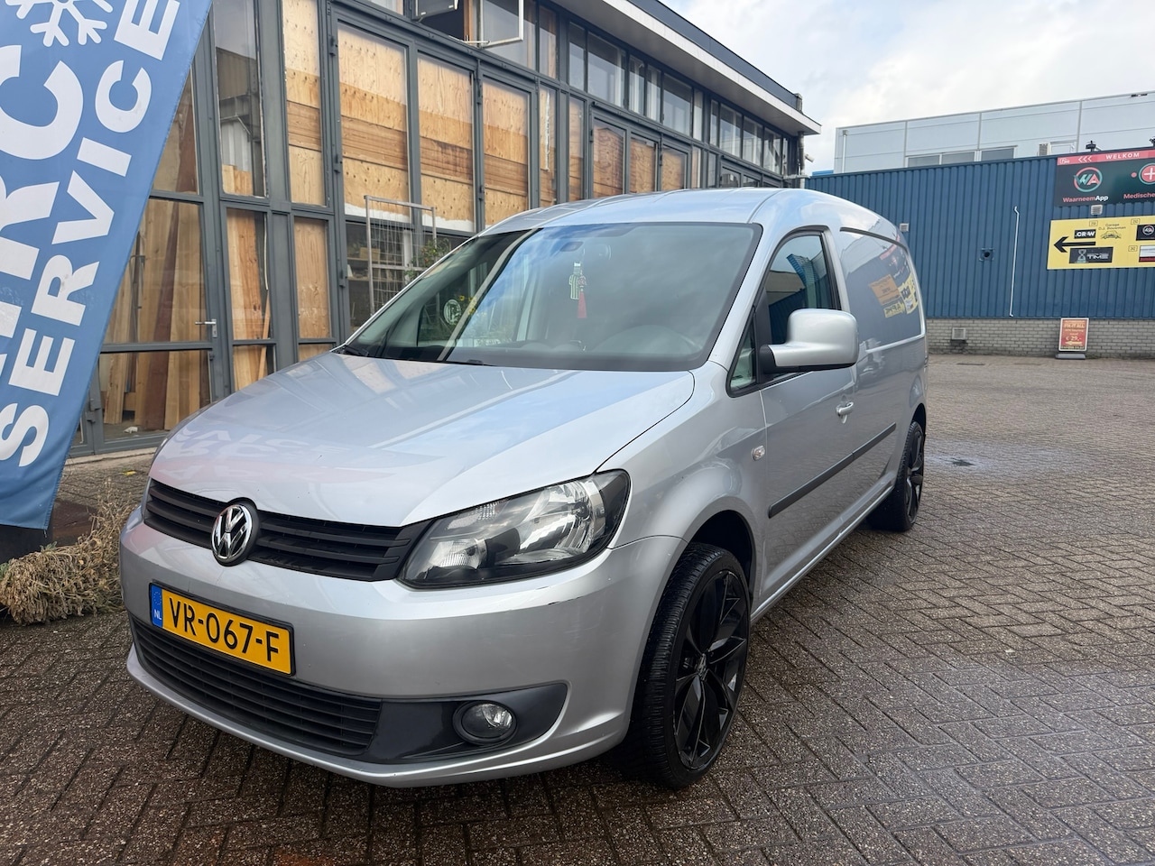 Volkswagen Caddy Maxi - 1.6 TDI L2H1 Highline Automaat Leder - AutoWereld.nl