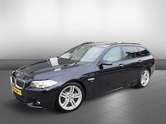BMW 5-serie Touring - 520i M Sport High Executive Pano.dak/navigatie/Wit leder