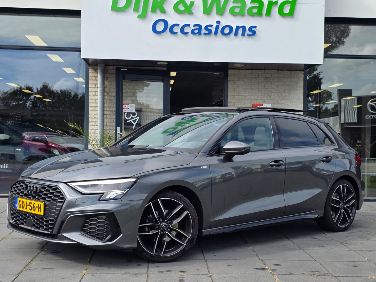 Audi A3 Sportback - 35 TFSI S edition – 3x S line – Panoramadak – ACC – Virtual Cockpit – Audi garantie - AutoWereld.nl