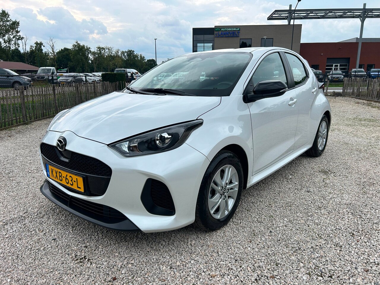 Mazda 2 Hybrid - 1.5 Centre-line Apple car play, Camera, Stoelverwarming - AutoWereld.nl