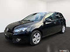 Volkswagen Golf - 1.2 TSI 105ps 6bak Highline match navi leder cruise keyless