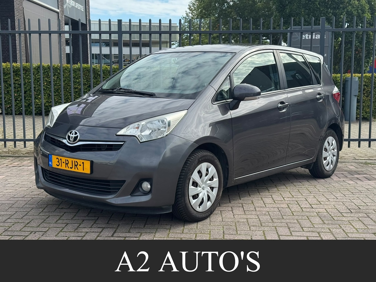 Toyota Verso S - 1.3 VVT-i Aspiration Navi|Ecc|Camera - AutoWereld.nl