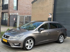 SEAT Leon ST - 1.4 EcoTSI FR Clima cruise Navi Pano Led Alcantara Leder.camera