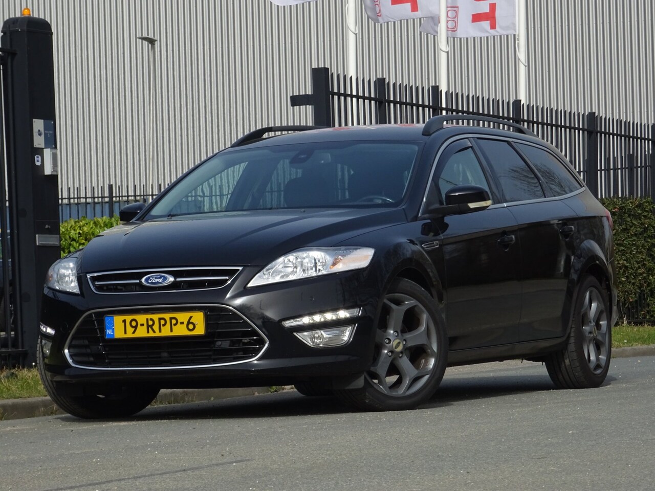 Ford Mondeo Wagon - 2.0 EcoBoost Titanium NAP/NAVI *EXPORT* - AutoWereld.nl