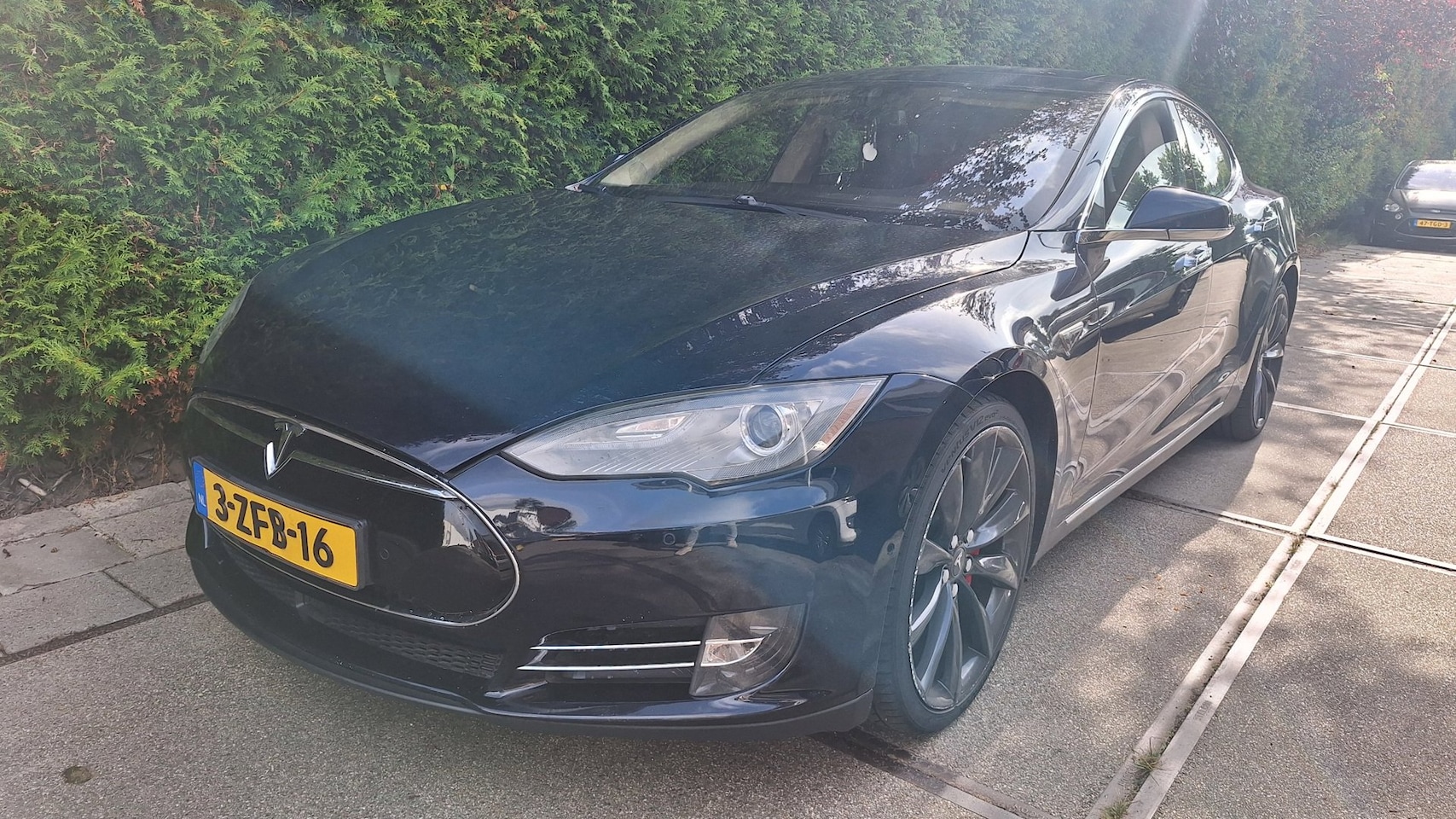 Tesla Model S - 85 Performance Free supercharge Levenslang - AutoWereld.nl