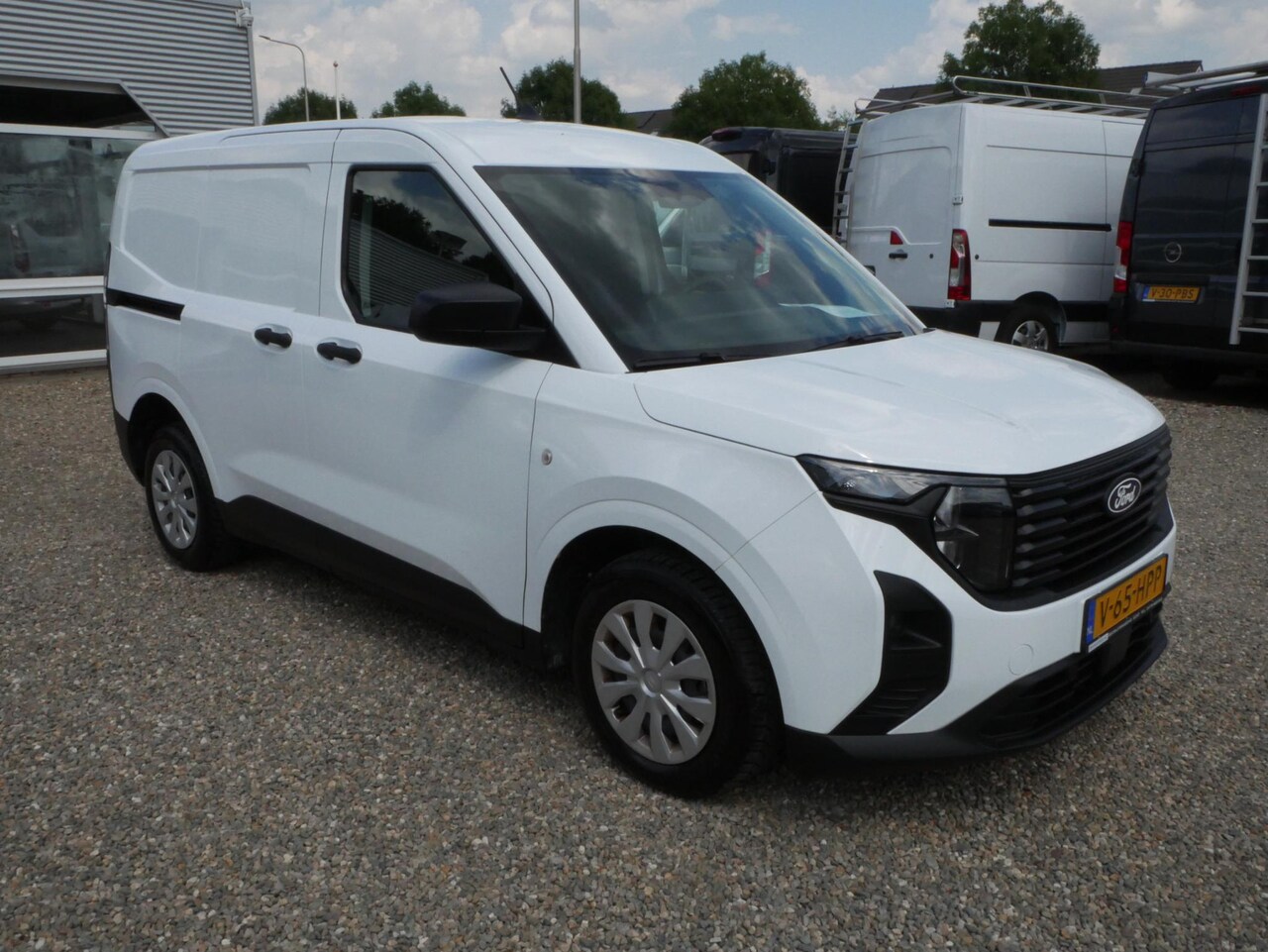 Ford Transit Courier - 1.5 EcoBlue 100PK Airco Cruise control - AutoWereld.nl