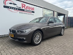 BMW 3-serie - 320i High Executive