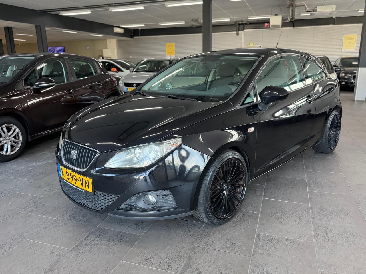 SEAT Ibiza SC - 1.4 Reference navigatie airco cruise controle elektrische pakket lm-velgen - AutoWereld.nl