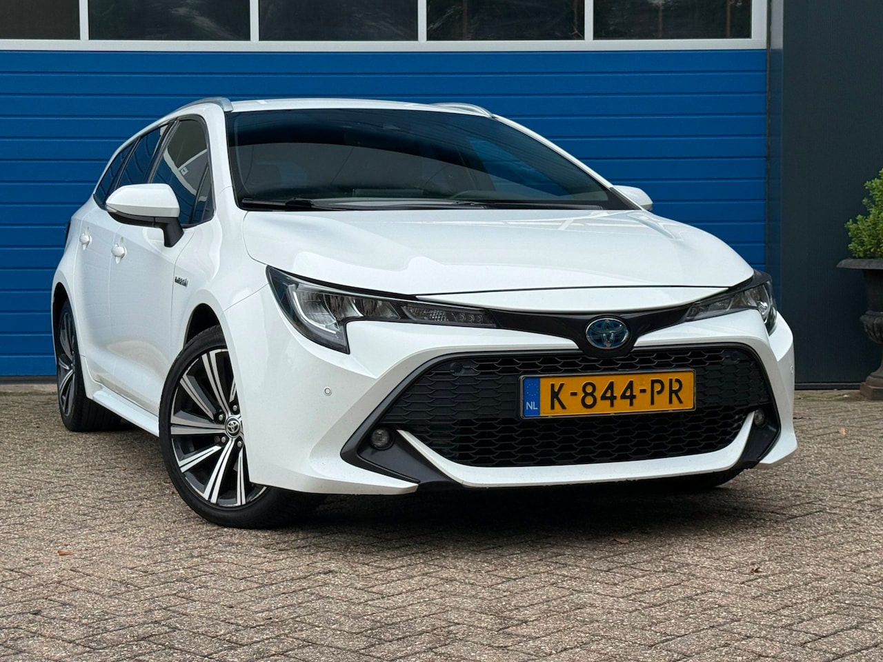 Toyota Corolla Touring Sports - 2.0 Hybrid Business Plus|Apple CarPlay - AutoWereld.nl