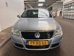 Volkswagen Passat Variant - 2.0 FSI Comfortline Business