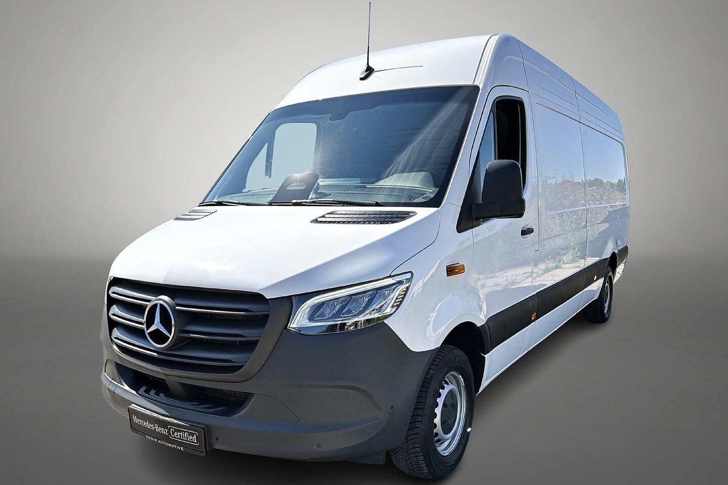 Mercedes-Benz Sprinter - 317 Diesel L3/H2 Automaat RWD | LED | Parkpilot | Airco | Stoelverwarming | Dodehoekassist - AutoWereld.nl