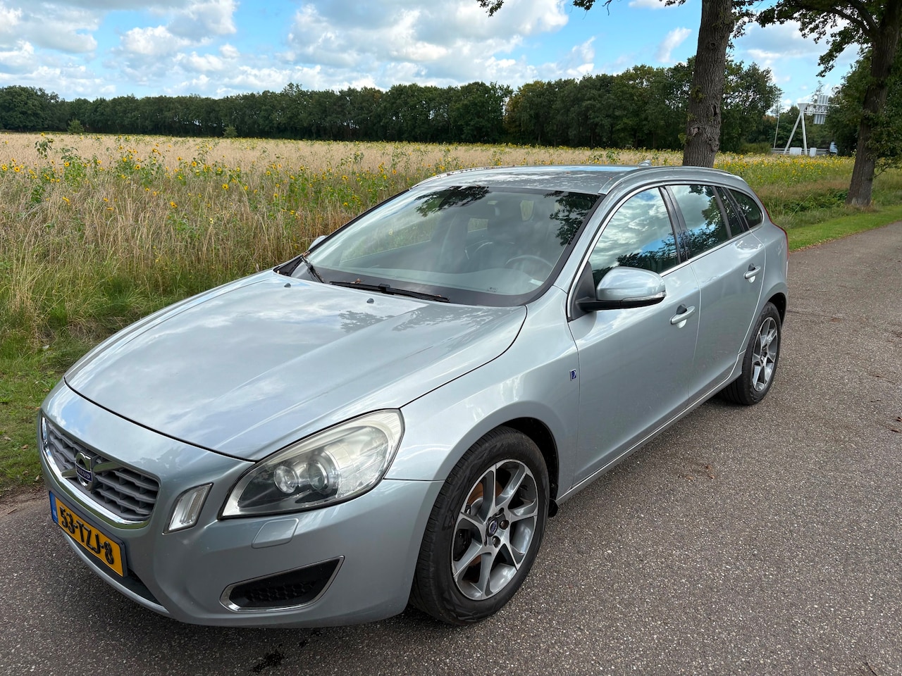 Volvo V60 - 1.6 T3 Ocean Race Leer/Airco/LM/TEKST LEZEN. - AutoWereld.nl