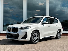 BMW X1 - XDrive25e AUT. - M-Sport - 245PK - Alcantara - Navi - Camera - Nieuwstaat