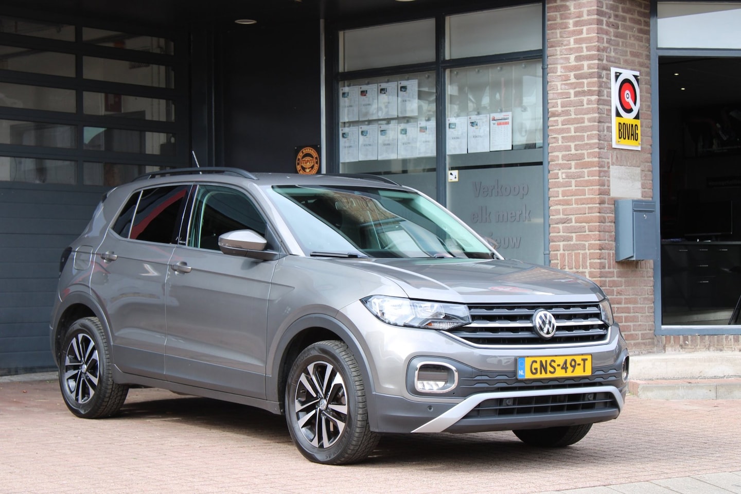 Volkswagen T-Cross - 1.0 TSI Life Business / Carplay / PDC / Stoelverwarming / Adaptive Cruise - AutoWereld.nl