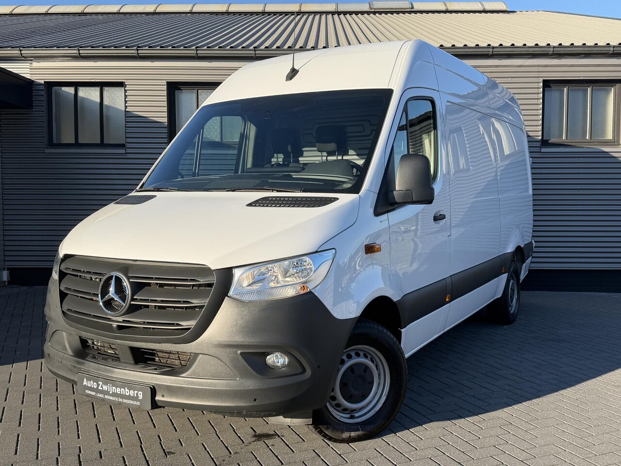 Mercedes-Benz Sprinter - 317 1.9 CDI L2H2 DC - AutoWereld.nl