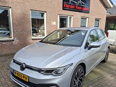 Volkswagen Golf - 1.0 eTSI Life Business. Dealer onderhouden. O.a. carplay, adap. cruise, pdc, etc. Prijs ri