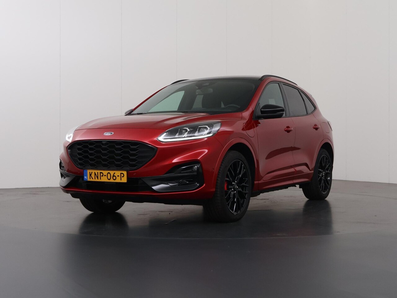 Ford Kuga - 2.5 PHEV ST-Line X Black Pack | Winterpakket | Cruise Control adaptief | Head Up | B&O | N - AutoWereld.nl