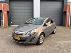 Opel Corsa - 1.2-16V Cosmo