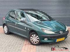 Peugeot 206 - 1.6 XT Pano | Airco | Elektr Ramen | Leder