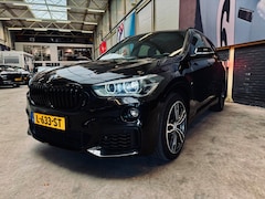 BMW X1 - XDrive25i M-sport|Panodak|Sportleder| HUD|