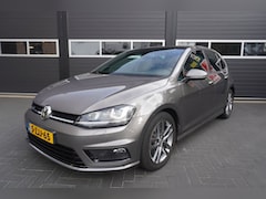 Volkswagen Golf - 1.4 TSI R line Highline Elek.Pano/Trekhaak/Cruise/Camera/Park.sensoren/Navi/Elec.Climate.C