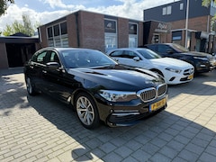 BMW 5-serie - 520d Corporate Lease High Executive LED - CAMERA - LANE ASSIST