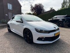 Volkswagen Scirocco - 1.4 TSI Highline Plus *R Line