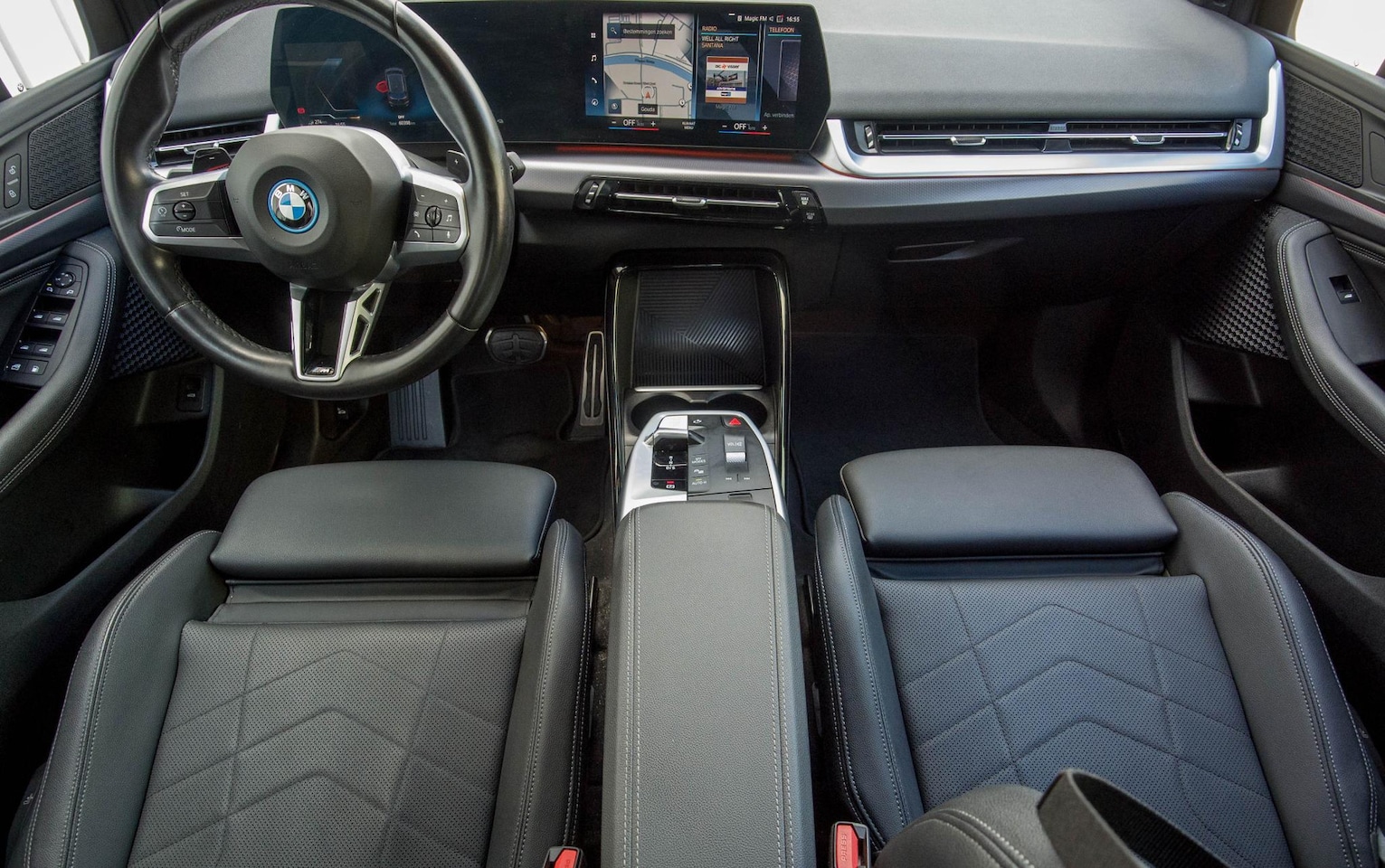 BMW 2-serie Active Tourer - 225e xDrive 225e xDrive - AutoWereld.nl