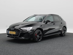 Audi A3 Sportback - 45 TFSi 272 Pk e S-line Competition | Trekhaak | Stoelverwarming | Adaptive Cruise | Half