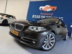BMW 5-serie Touring - 535xd High Executive automaat / panoramadak/ leder/head-up/ boekjes/2 sleutels/ APK 09/202
