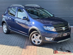 Dacia Sandero Stepway - 0.9 TCe Easy-R Lauréate Automaat | Navi | Pdc | Cruise