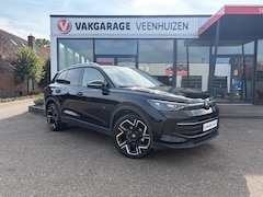 Volkswagen Tiguan - 1.5 eTSI Life Edition|Rijklaar prijs|Elek. trekhaak|360 camera|Dodehoek|20 inch|Stoel/stuu