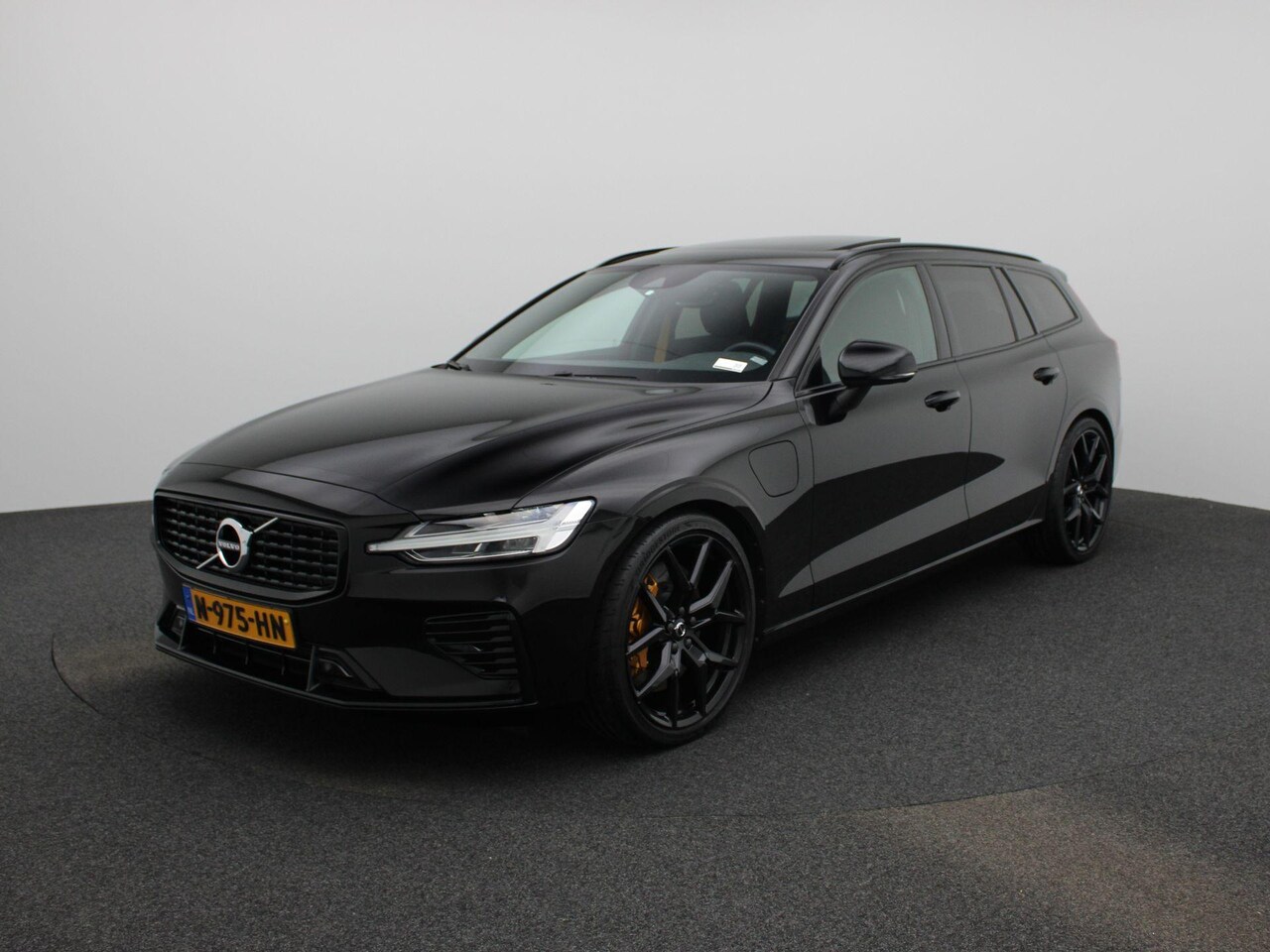 Volvo V60 - 2.0 T8 AWD Polestar Engineered PHEV | PANORAMADAK | TREKHAAK | LEDER | NAVIGATIE - AutoWereld.nl