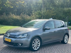 Volkswagen Golf - 1.4 TSI Highline/AUTOMAAT/AIRCO/CRUISE/HALF LEDER/NAVI/PARKEERSENS VOOR-ACHTER/TREKHAAK/XE