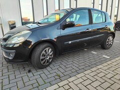 Renault Clio - 1.2-16V Business Line APK aug 2027