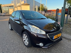 Peugeot 208 - 1.2 VTi Allure Airco, Led, 2e eigenaar