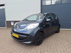 Peugeot 107 - | 1.0-12V XR | Airco |