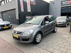 Suzuki SX4 - 1.6 Comfort Trekhaak Airco NAP APK 1 Jaar
