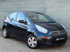 Kia Venga - 1.4 CVVT Seven Navi|Airco|Cruise|Trekhaak|Boekjes